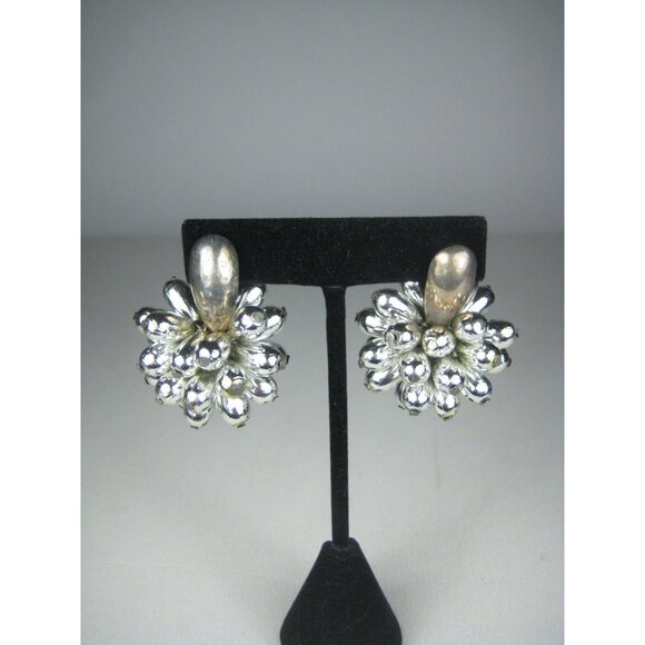 Silver Tone Earrings Vintage Retro Jewelry Beaded Bead Statement - Picture 4 of 11